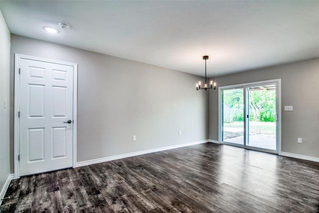 500 Lockwood ST, San Marcos, TX 78666