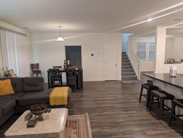 3211 Lennon Way, Stockton, CA 95212