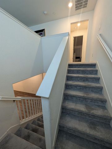 3211 Lennon Way, Stockton, CA 95212