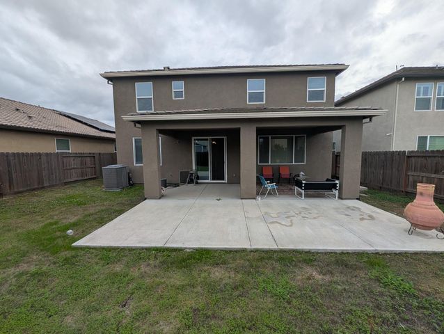 3211 Lennon Way, Stockton, CA 95212