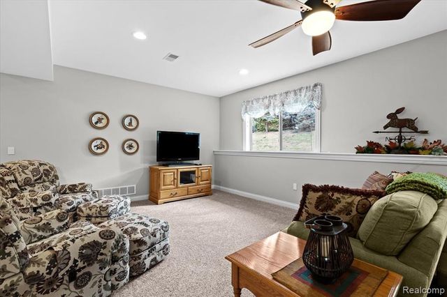 68 Fox Hollow Drive, Metamora, MI 48455