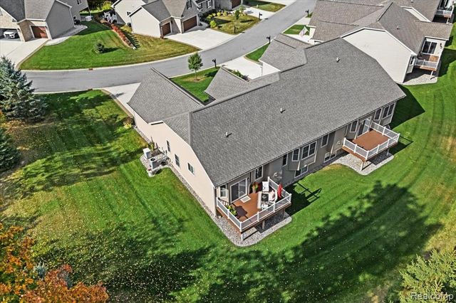 68 Fox Hollow Drive, Metamora, MI 48455