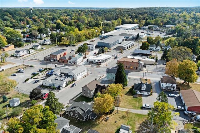 68 Fox Hollow Drive, Metamora, MI 48455