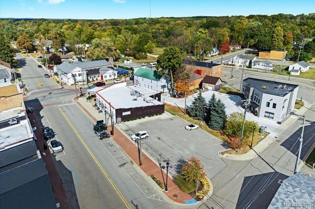 68 Fox Hollow Drive, Metamora, MI 48455