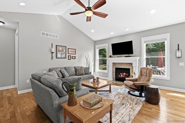 68 Fox Hollow Drive, Metamora, MI 48455