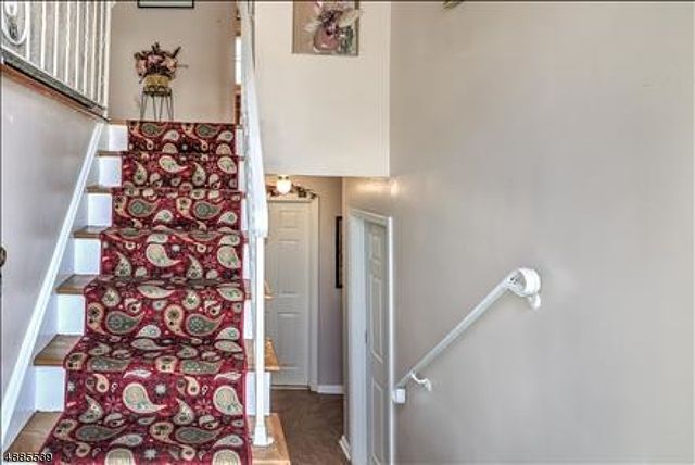 454 W 6Th Ave, Roselle Boro, NJ 07203