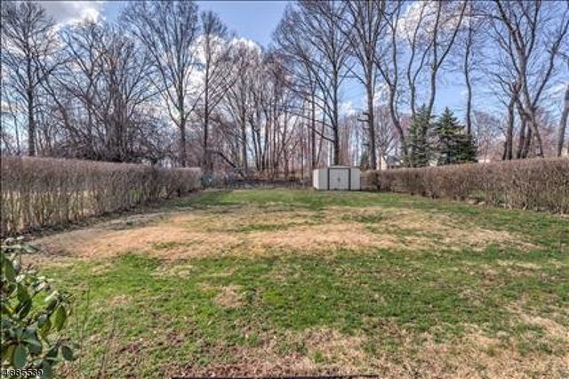 454 W 6Th Ave, Roselle Boro, NJ 07203