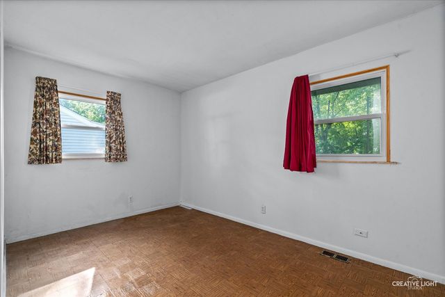 910 Southbridge Drive, Aurora, IL 60506