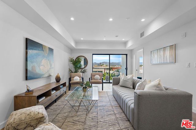 321 S Oxford Avenue 606, Los Angeles, CA 90020