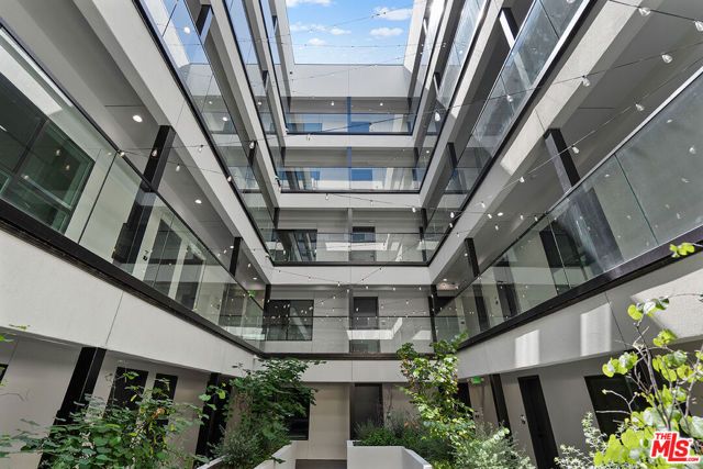 321 S Oxford Avenue 606, Los Angeles, CA 90020