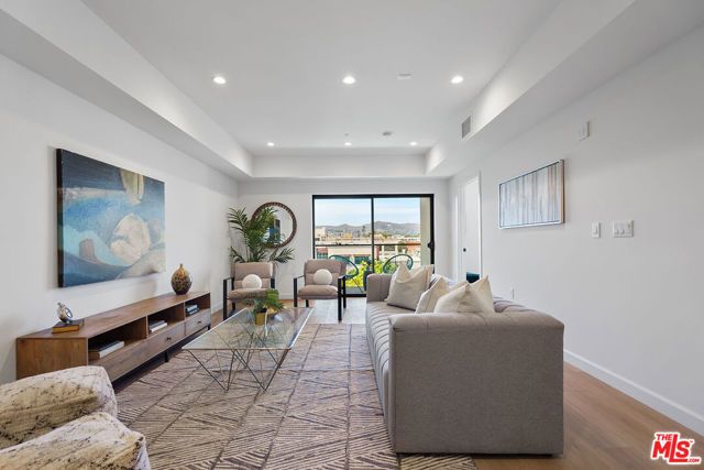 321 S Oxford Avenue 606, Los Angeles, CA 90020