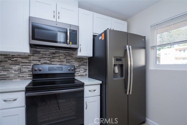 2940 N Verdugo Road 321, Glendale, CA 91208