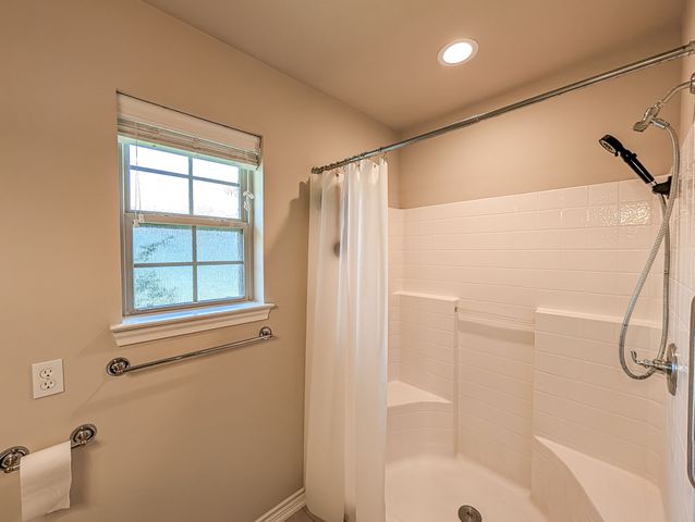 421 W Cumberland Road 601, Tyler, TX 75703