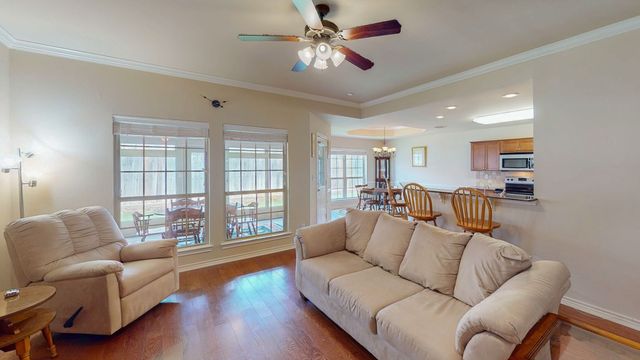 421 W Cumberland Road 601, Tyler, TX 75703