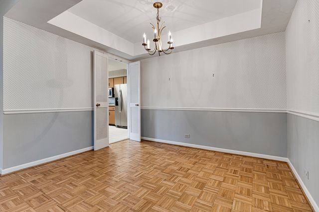 197 Smethwick Road, Elk Grove Village, IL 60007