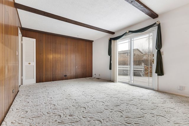 197 Smethwick Road, Elk Grove Village, IL 60007