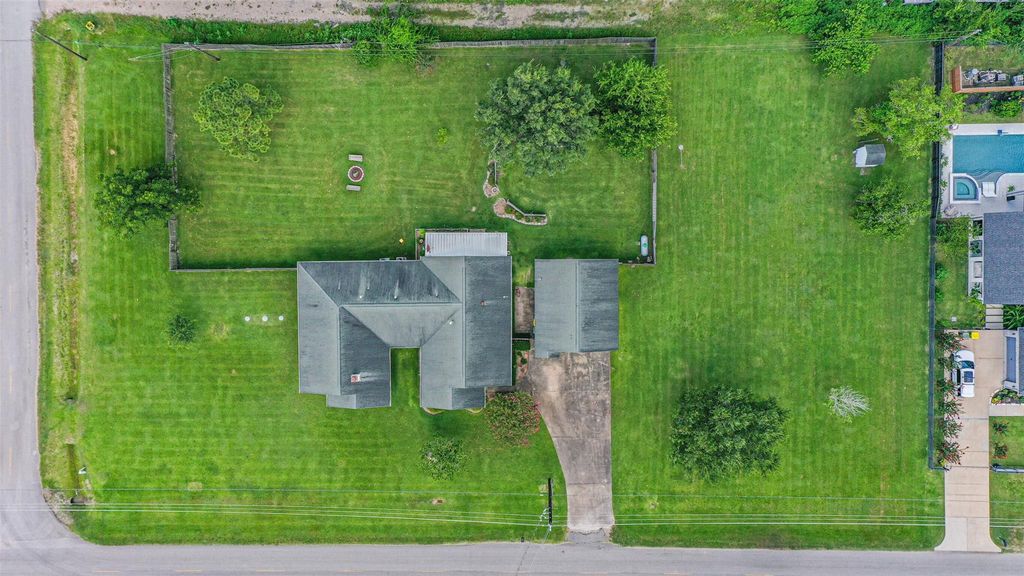 3524 Charles Avenue, Pearland, TX 77584