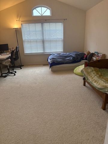 1298 Leonard Drive 1298, Schaumburg, IL 60193