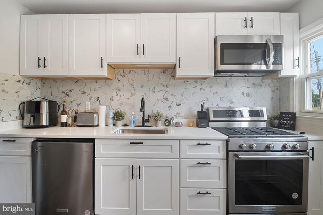 2157 HARMAN AVE, Baltimore, MD 21230