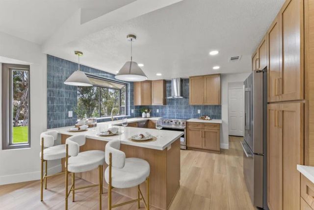 25945 Forest Drive, Escondido, CA 92026