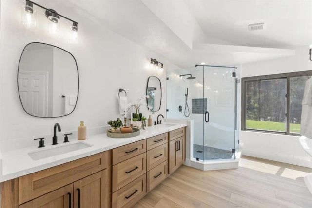 25945 Forest Drive, Escondido, CA 92026