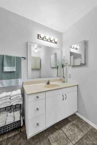 1057 Hidden Ridge Trail, Unincorporated, MO 63088