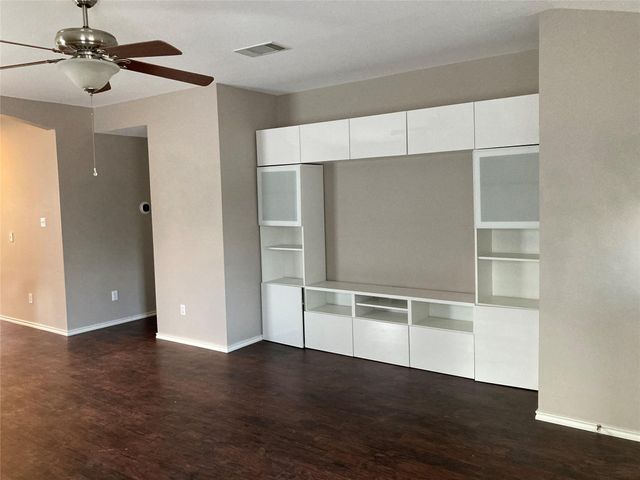 284 Loon Lake DR, Kyle, TX 78640