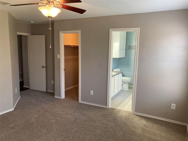 284 Loon Lake DR, Kyle, TX 78640