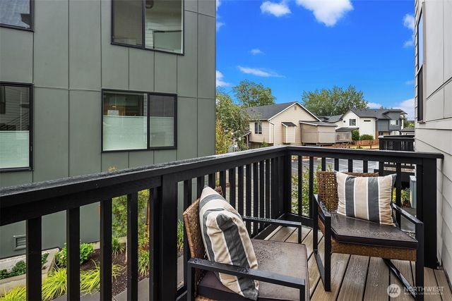 4106 30th Avenue S, Seattle, WA 98108