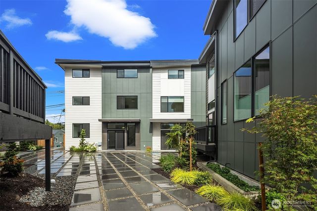 4106 30th Avenue S, Seattle, WA 98108