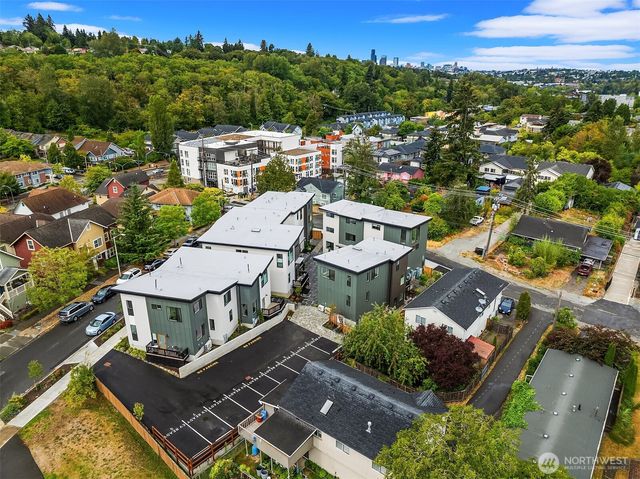 4106 30th Avenue S, Seattle, WA 98108