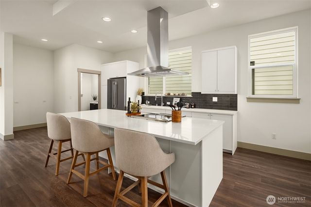 4106 30th Avenue S, Seattle, WA 98108
