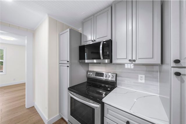 60 Lutie St, Nashville, TN 37210