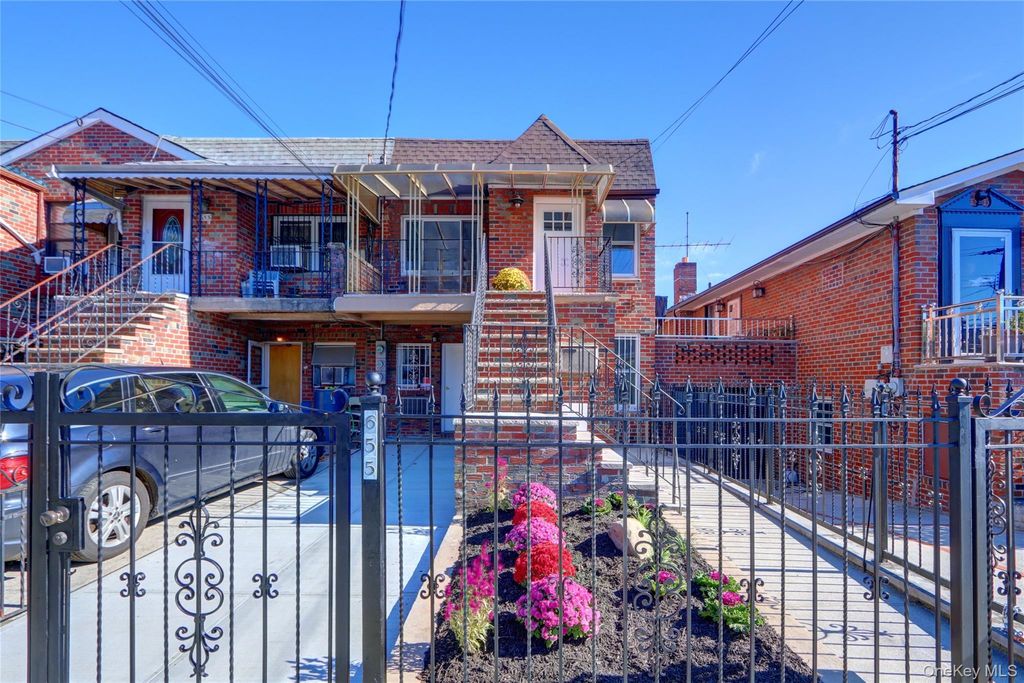 655 E 85th Street, Brooklyn, NY 11236