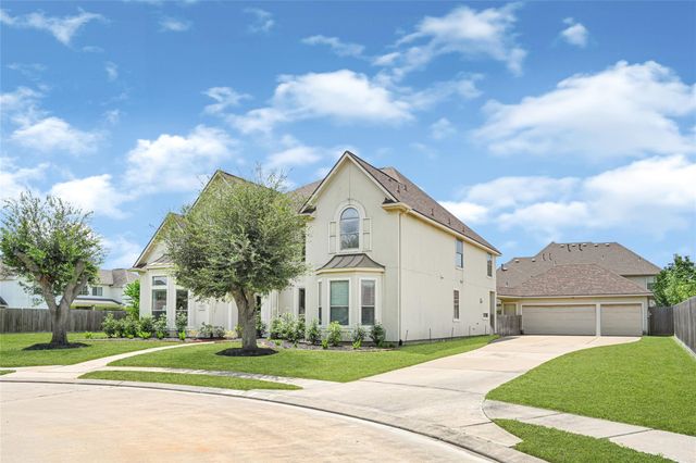 15103 Oldtown Bridge Court, Sugar Land, TX 77498