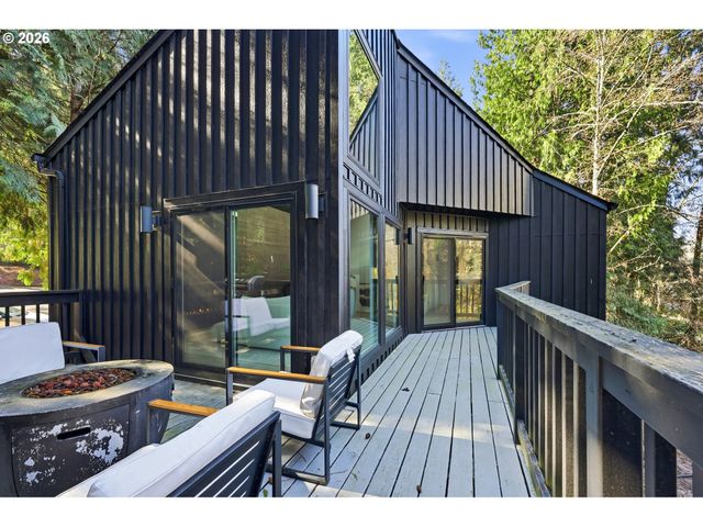 14863 TWIN FIR Ct, Lake Oswego, OR 97035