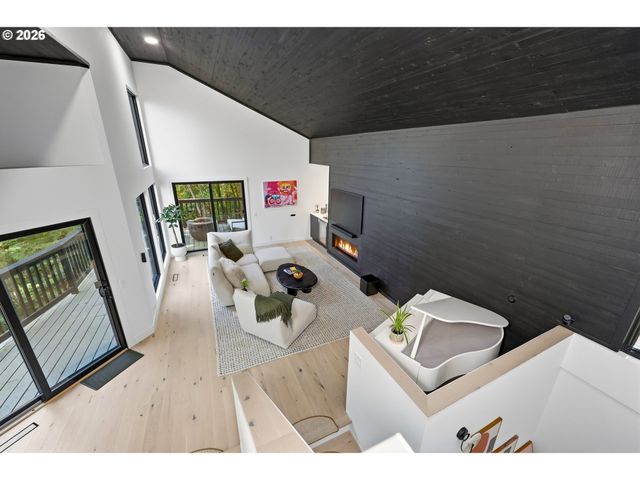 14863 TWIN FIR Ct, Lake Oswego, OR 97035