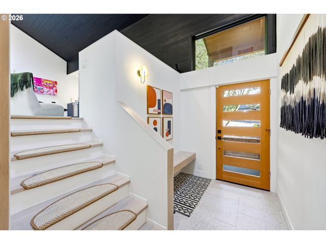 14863 TWIN FIR Ct, Lake Oswego, OR 97035