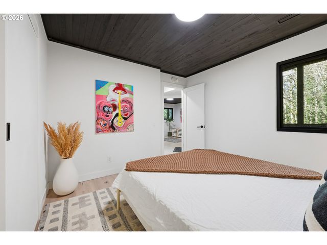 14863 TWIN FIR Ct, Lake Oswego, OR 97035