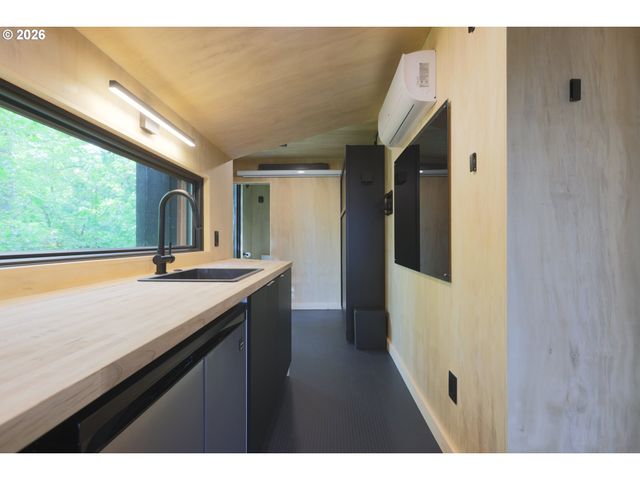 14863 TWIN FIR Ct, Lake Oswego, OR 97035