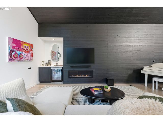 14863 TWIN FIR Ct, Lake Oswego, OR 97035