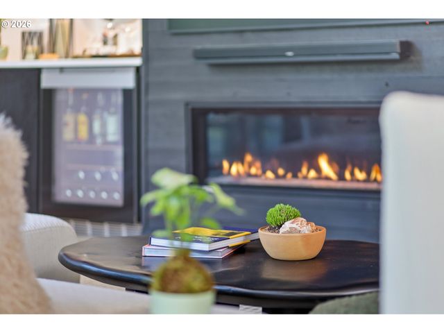 14863 TWIN FIR Ct, Lake Oswego, OR 97035