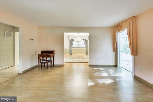 9220 CROOM ACRES TER, Upper Marlboro, MD 20772