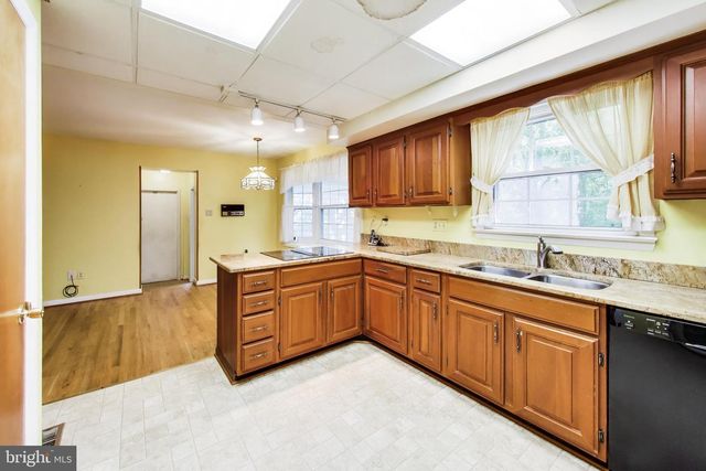 9220 CROOM ACRES TER, Upper Marlboro, MD 20772