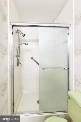 9220 CROOM ACRES TER, Upper Marlboro, MD 20772