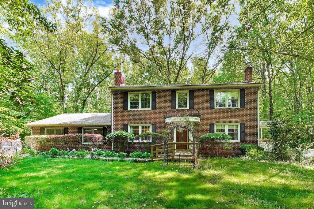 9220 CROOM ACRES TER, Upper Marlboro, MD 20772