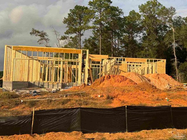 7727 Piper Cir, Milton, FL 32583