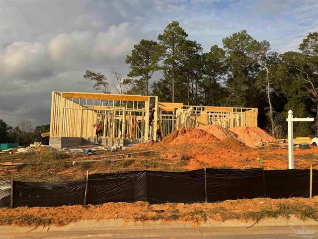 7727 Piper Cir, Milton, FL 32583