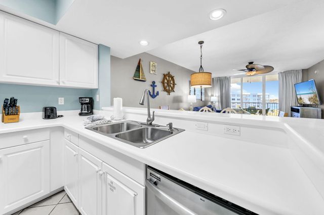 1324 SE Miracle Strip Parkway, 602, Fort Walton Beach, FL 32548