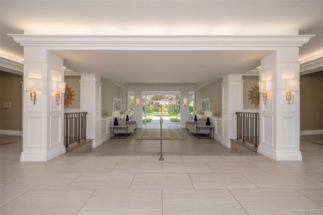 1 Stoneleigh 5J, Bronxville, NY 10708